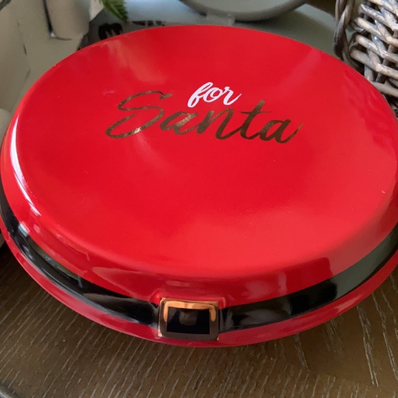 Last 1❗️Christmas Holiday Santa Suit Ceramic Cake & Cookie Stand - Picture 3 of 7